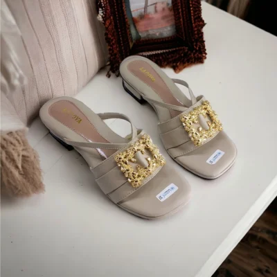 Ladova Sandal Wanita Zakiya Cream